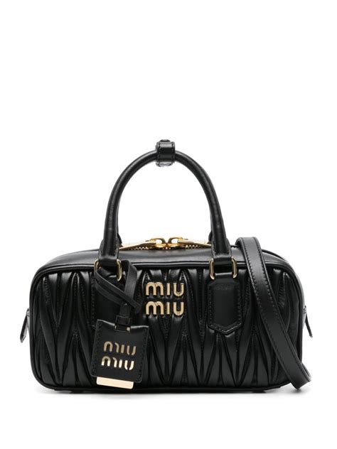 miu miu schultertasche aus matelassé-leder|Weiss Schultertasche Aus Matelassé.